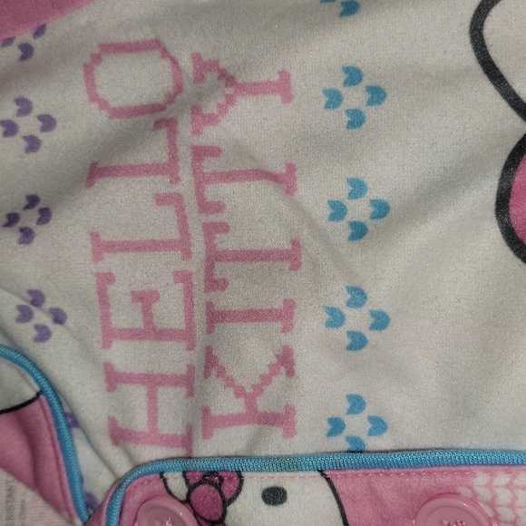 Hello Kitty Pink Kids Pajama top Button down, Long sleeve NWT Size 4 - Picture 3 of 8